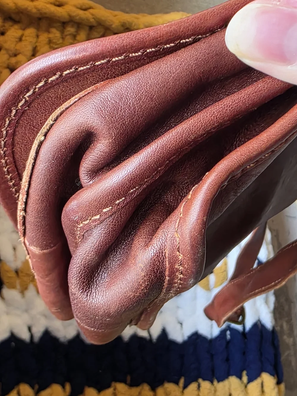 I Medici Italian Leather Crossbody Bag Cognac Flap Shoulder Vintage